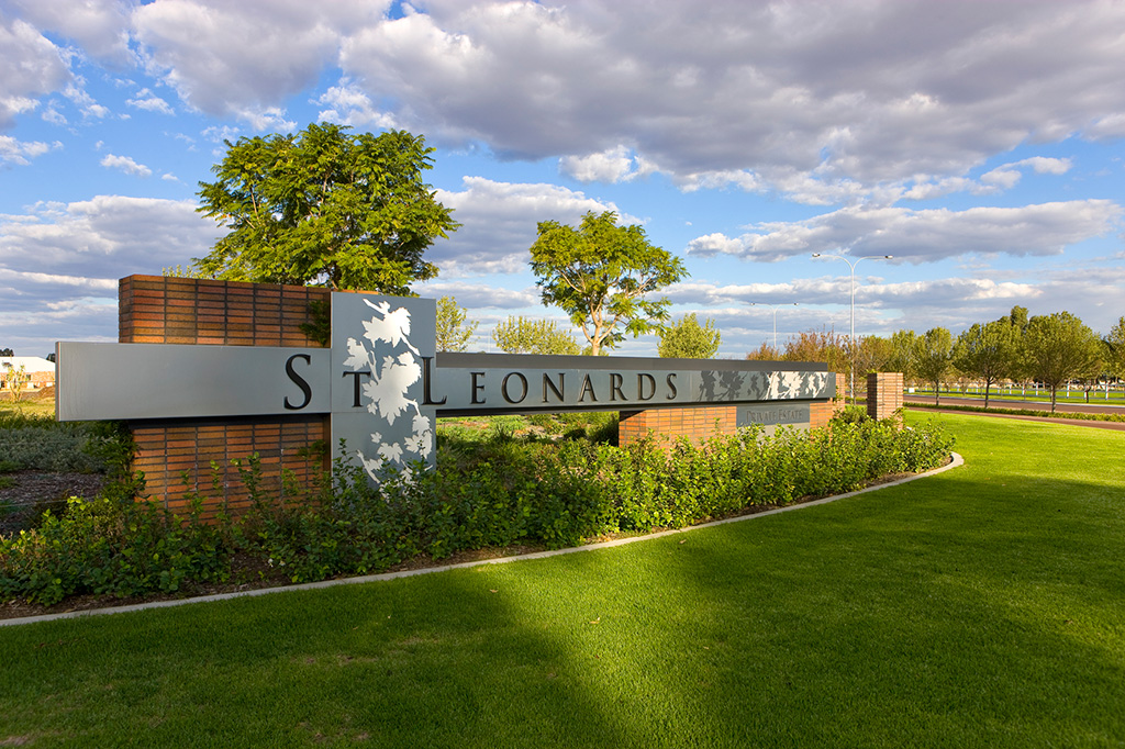 st-gallery-5 St Leonards Private Estate entry sign